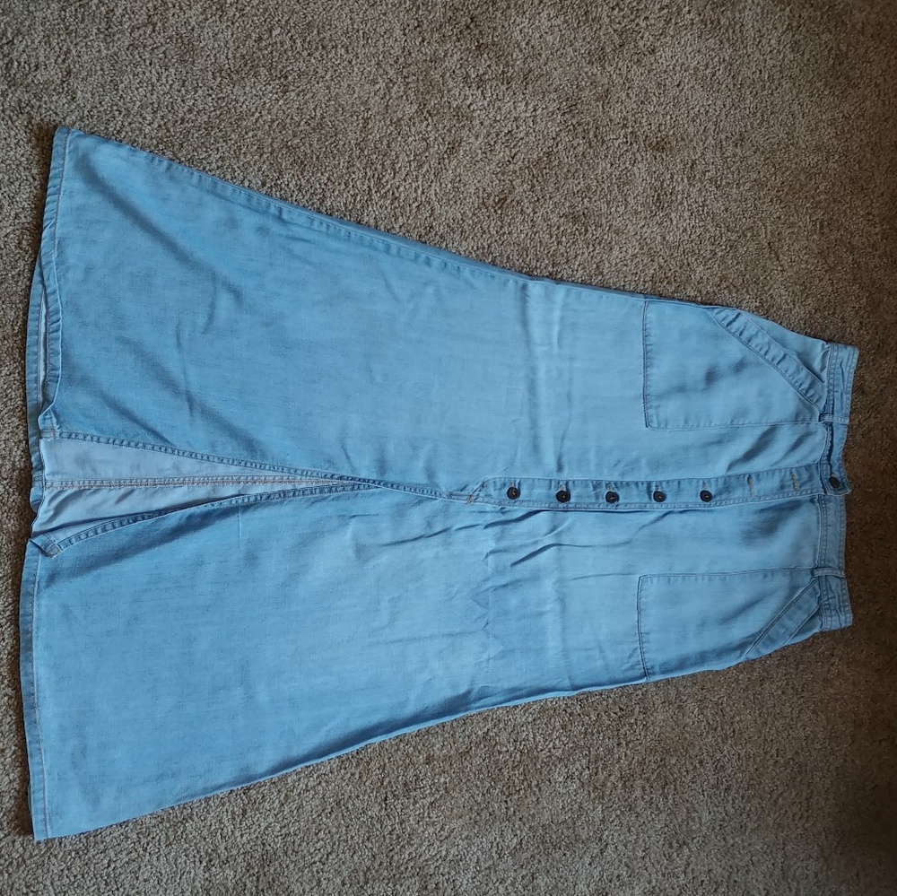 Denim skirt